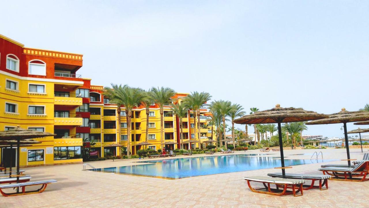 Esplanada Hotel Apartments ฮูร์กาดา ภายนอก รูปภาพ